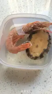 Make Skinny eggs, seafood step 0