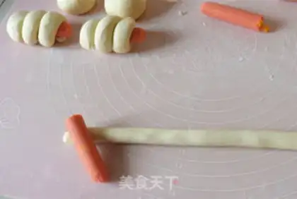 Make Ham sausage rolls step 2
