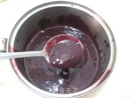 Make Strawberry saloon sauce step 3