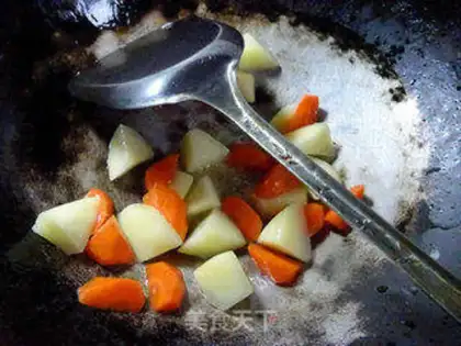 Make Curry potatoes step 2