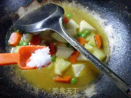 Make Curry potatoes step 5