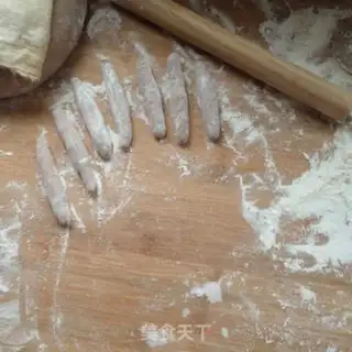 Make Flower buns step 3