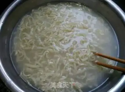 Make Old Beijing noodles step 8