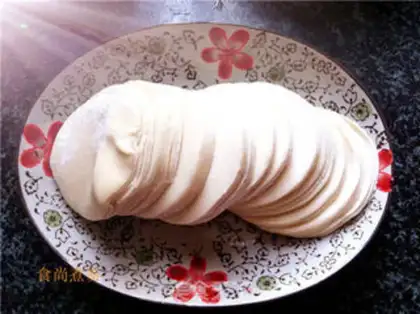 Make A soup dumpling step 3
