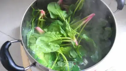 Make Sole spinach step 1