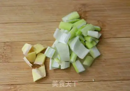 Make Scrambled eggs step 3
