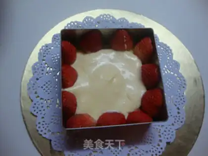 Make Strawberry yogurt mango mousse step 11