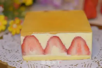 Make Strawberry yogurt mango mousse step 16