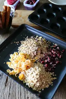 Make Sourberry oatmeal step 2