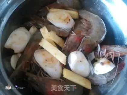 Make Black pepper sauce and shrimp step 4