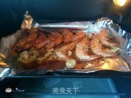 Make Black pepper sauce and shrimp step 8