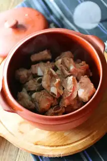 Make Mountain medicine, bone soup step 1