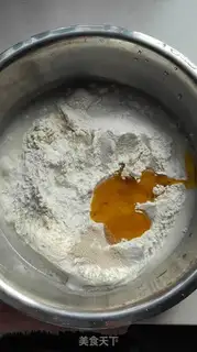 Make raisin soft bread step 1