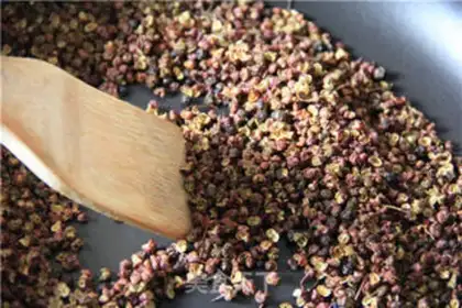 Make Homemade pepper salt powder step 0