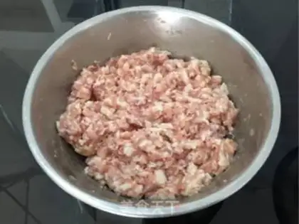 Make Porridge pork dumplings step 2