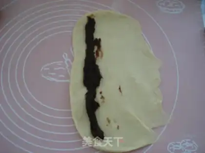 Make Pure red bean braid toast step 7