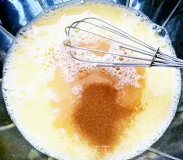 Make Cream eggs step 1