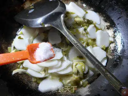 Make Snow pickles are hot step 7