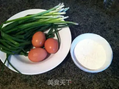Make Onion egg rolls step 0