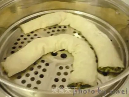 Make Cream rolls step 14