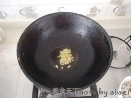 Make Squidfish frying celery step 4