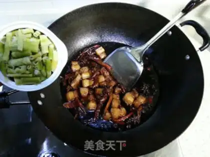 Make Five flowers to burn step 17