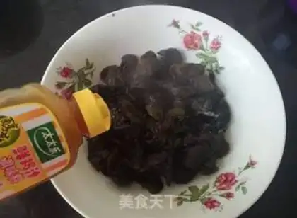 Make Piggy tomato step 2
