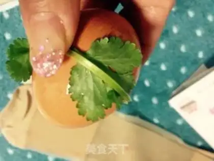 Make Flowered eggs step 2