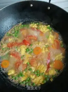Make Egg and vegetable noodles step 2