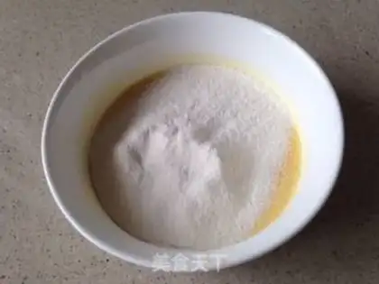 Make Apricot honey twirl cake step 5