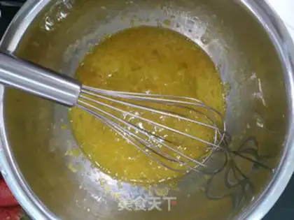 Make A whole strawberry McFin step 1