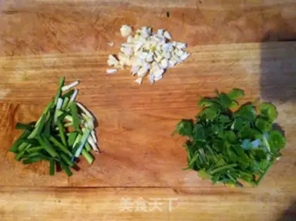 Make Garlic potatoes step 1