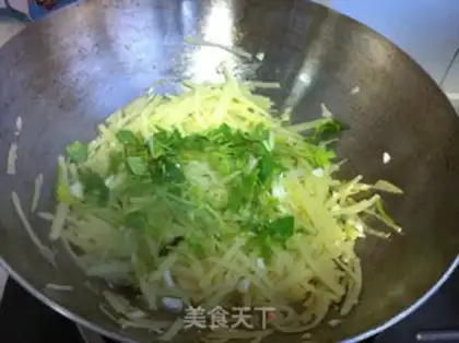 Make Garlic potatoes step 6