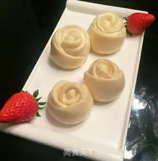Make Rose rolls step 7