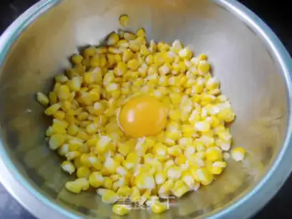 Make Pretzels of corn step 3