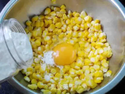 Make Pretzels of corn step 4