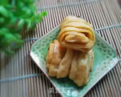 Make A melon roll step 6