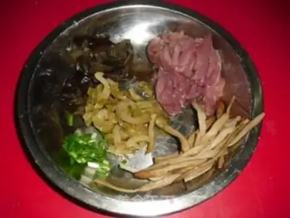 Make Spaghetti step 1