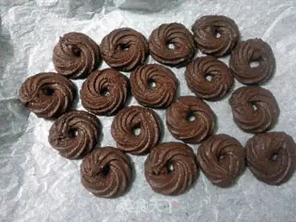 Make Chocolate cherry cookies step 14