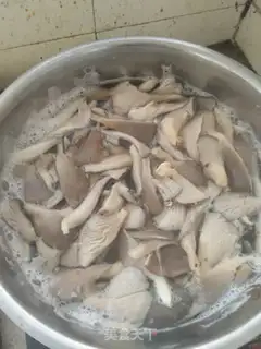 Make Low fried mushrooms step 0