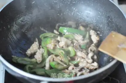 Make Pepper squid rolls step 8