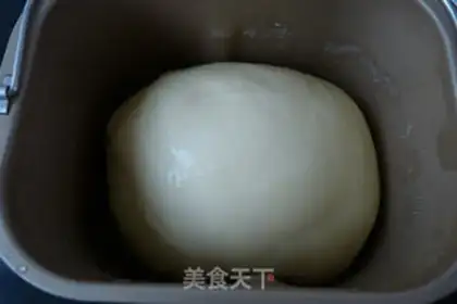 Make Mexican red bean bun step 5