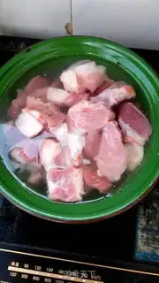 Make Red cola meat step 1