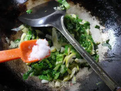 Make Scrambled leaves step 4