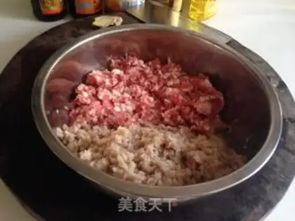 Make Squirty pork dumplings step 4