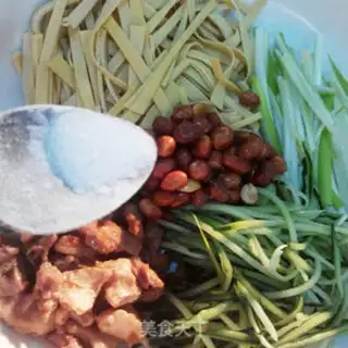 Make Roasted tofu skins - lots of sheep step 1