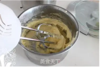 Make Gold coconut ball step 1