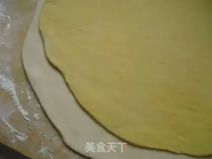 Make Pumpkin double-coloured buns step 3