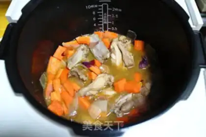 Make Xinjiang specialty hands-on rice step 6