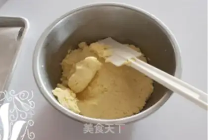 Make Gold coconut ball step 5